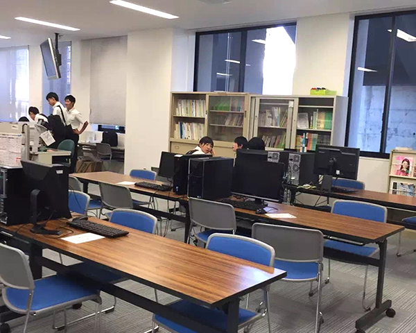 申请日本高中流程